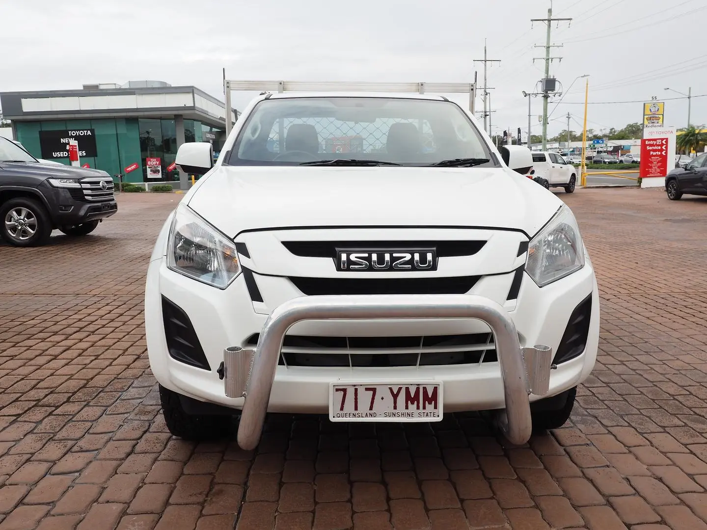 2019 Isuzu D-MAX Gallery Image 8