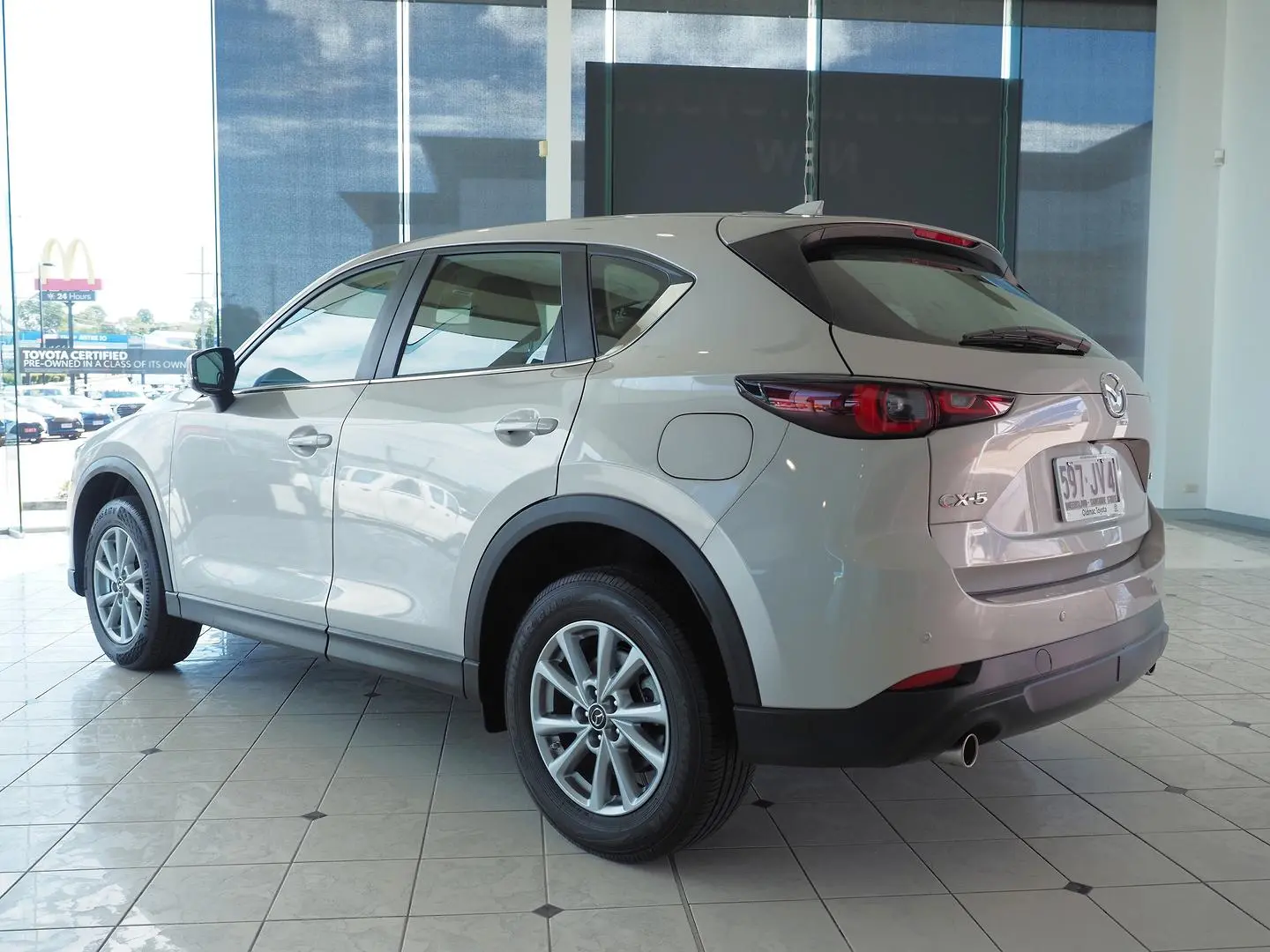 2024 Mazda CX-5 Gallery Image 2