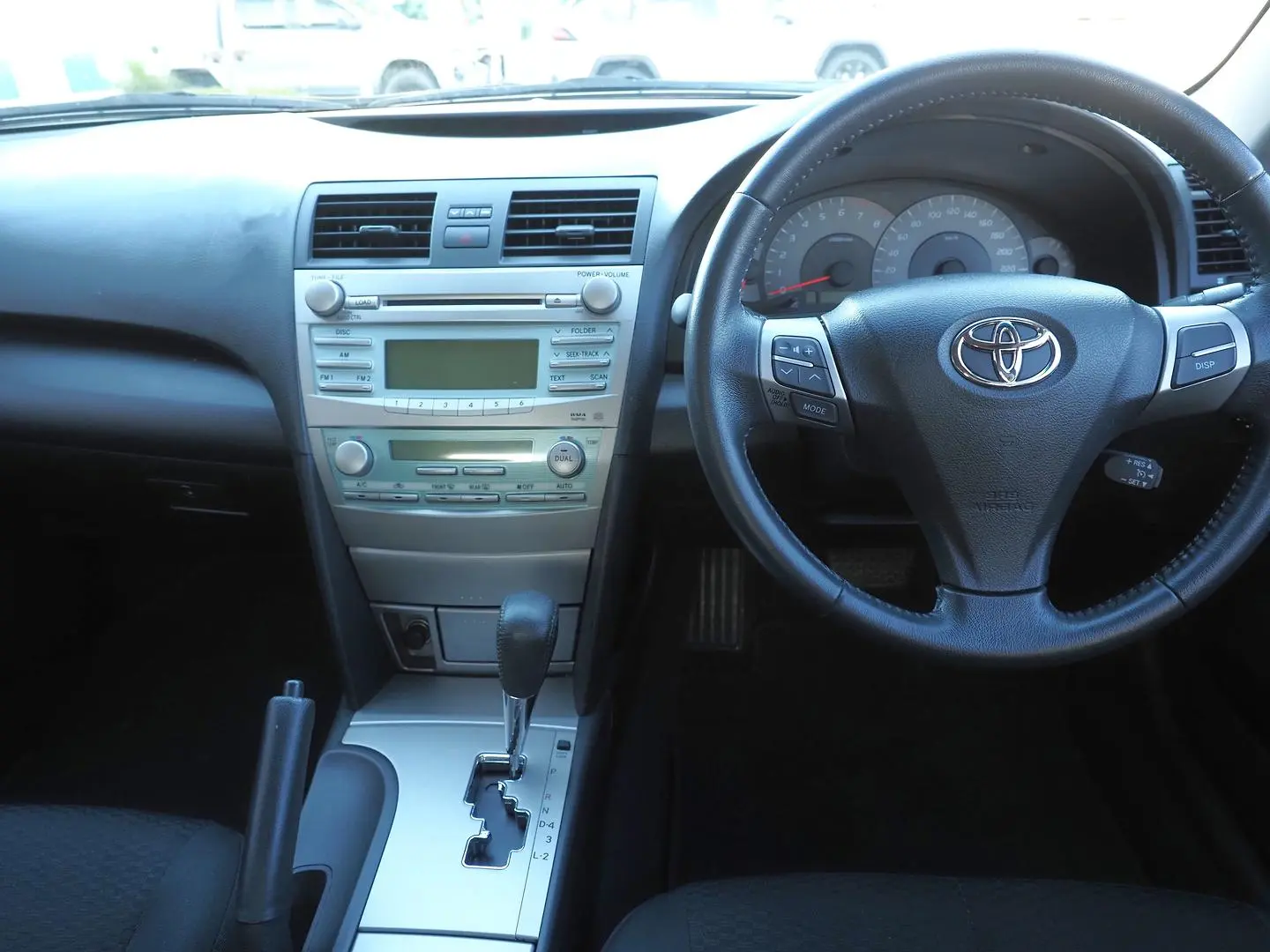 2009 Toyota Camry Gallery Image 13