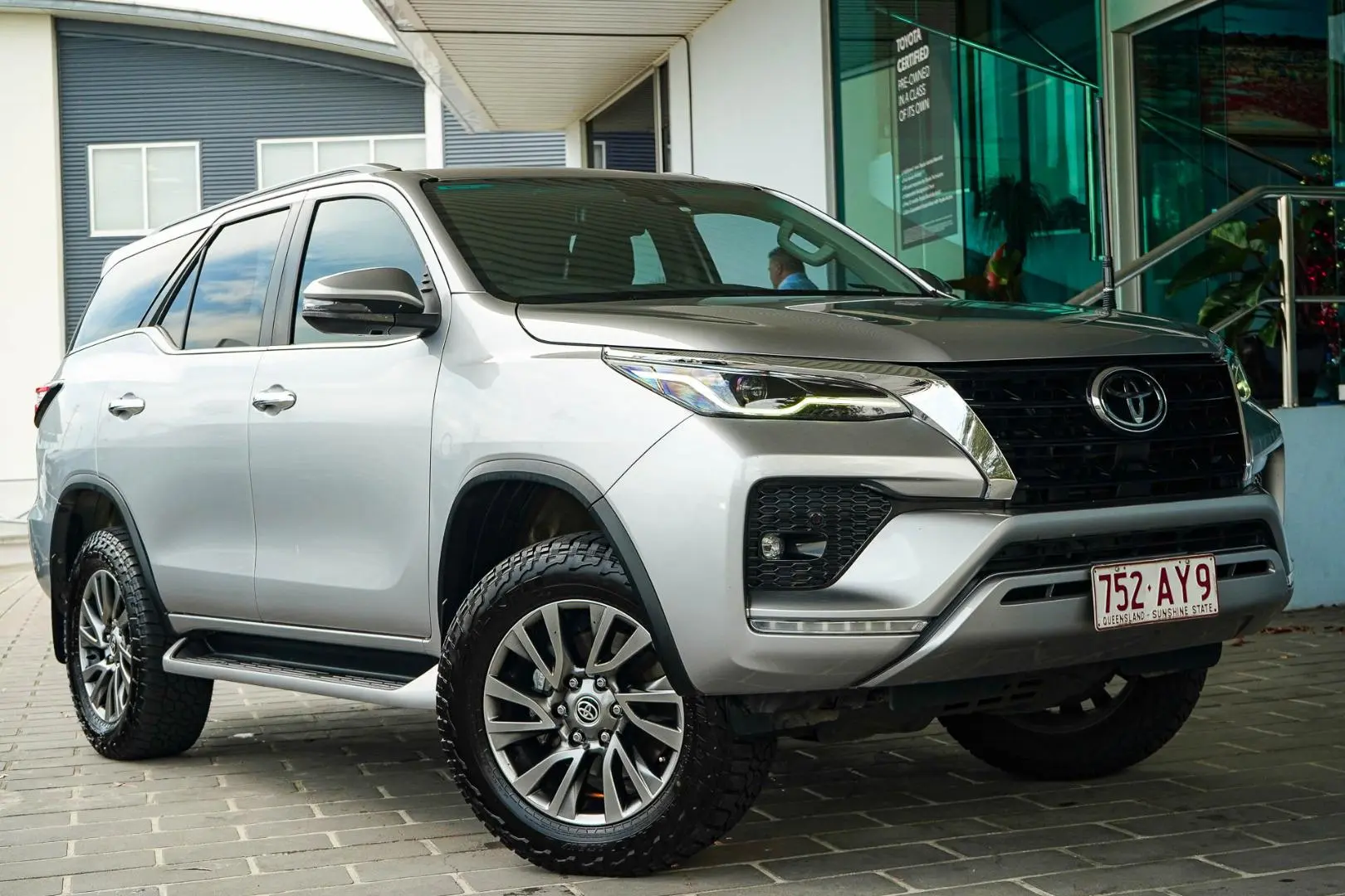 2020 Toyota Fortuner Gallery Image 1