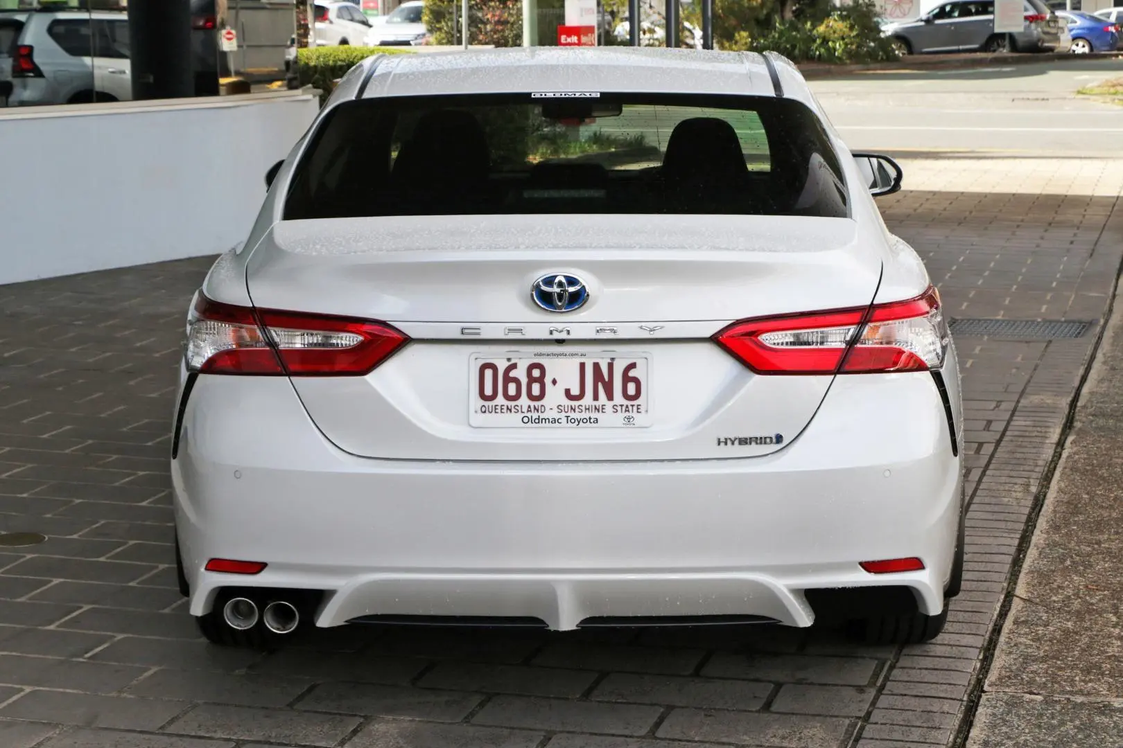 2020 Toyota Camry Gallery Image 4