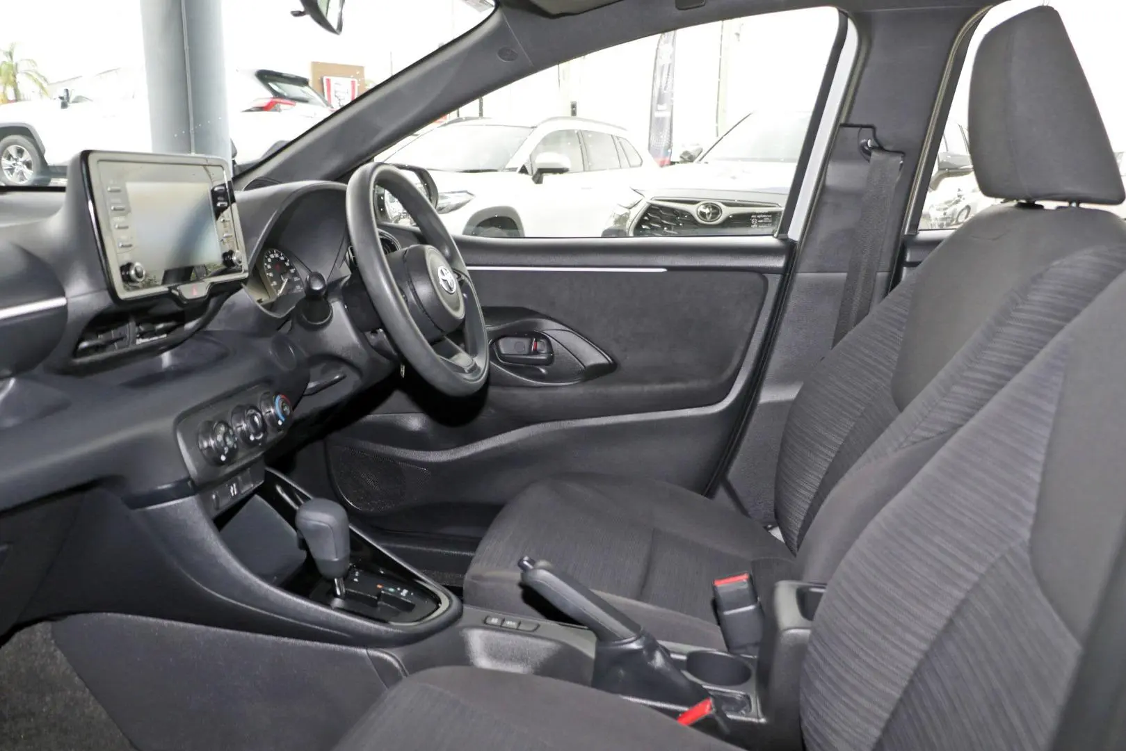 2023 Toyota Yaris Gallery Image 9