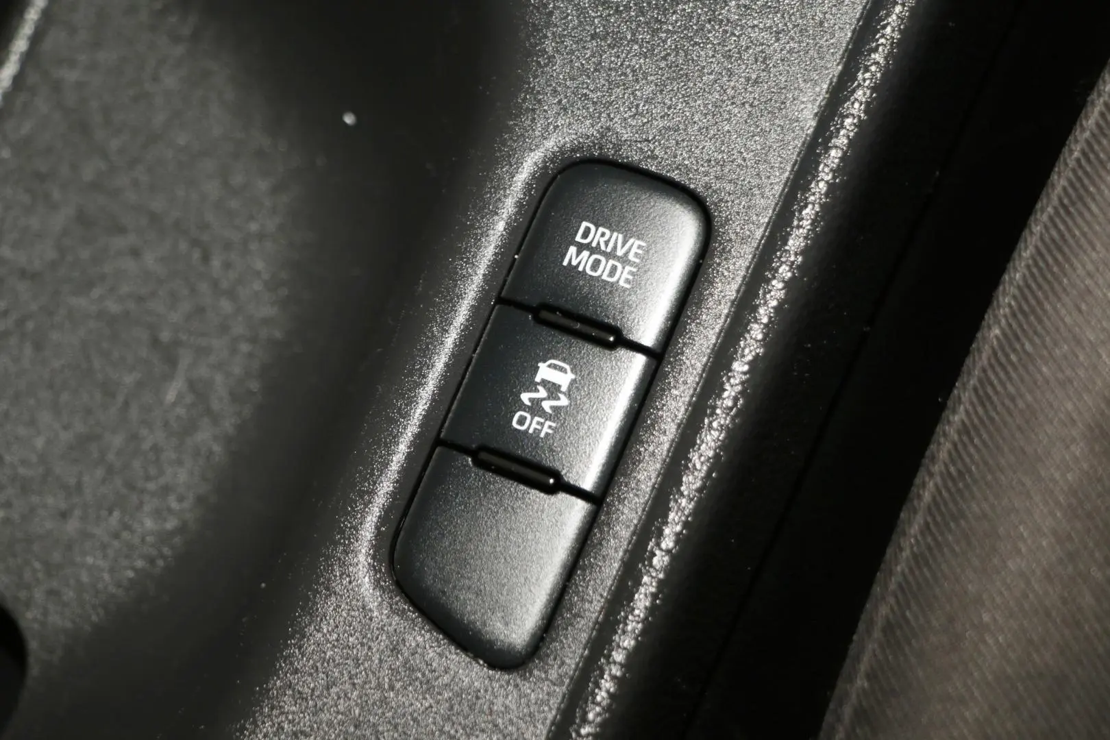 2022 Toyota Yaris Gallery Image 13