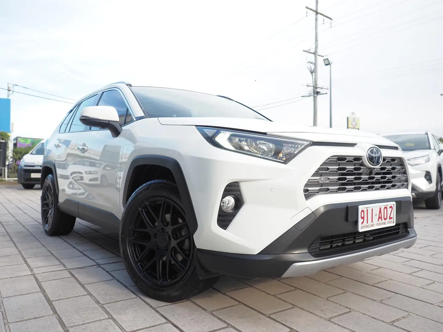 2020 Toyota RAV4 Gallery Image 1