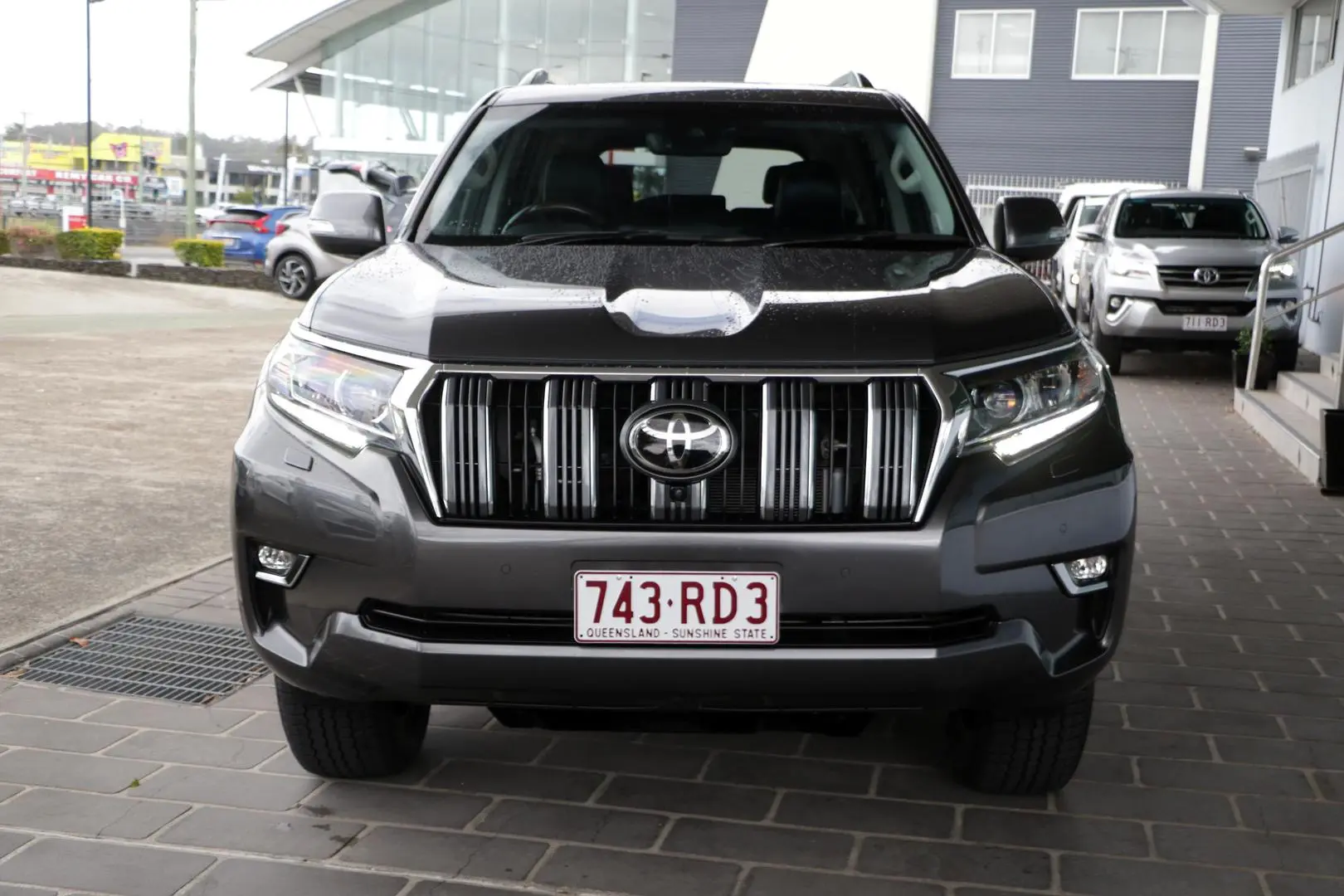2023 Toyota Landcruiser Prado Gallery Image 4