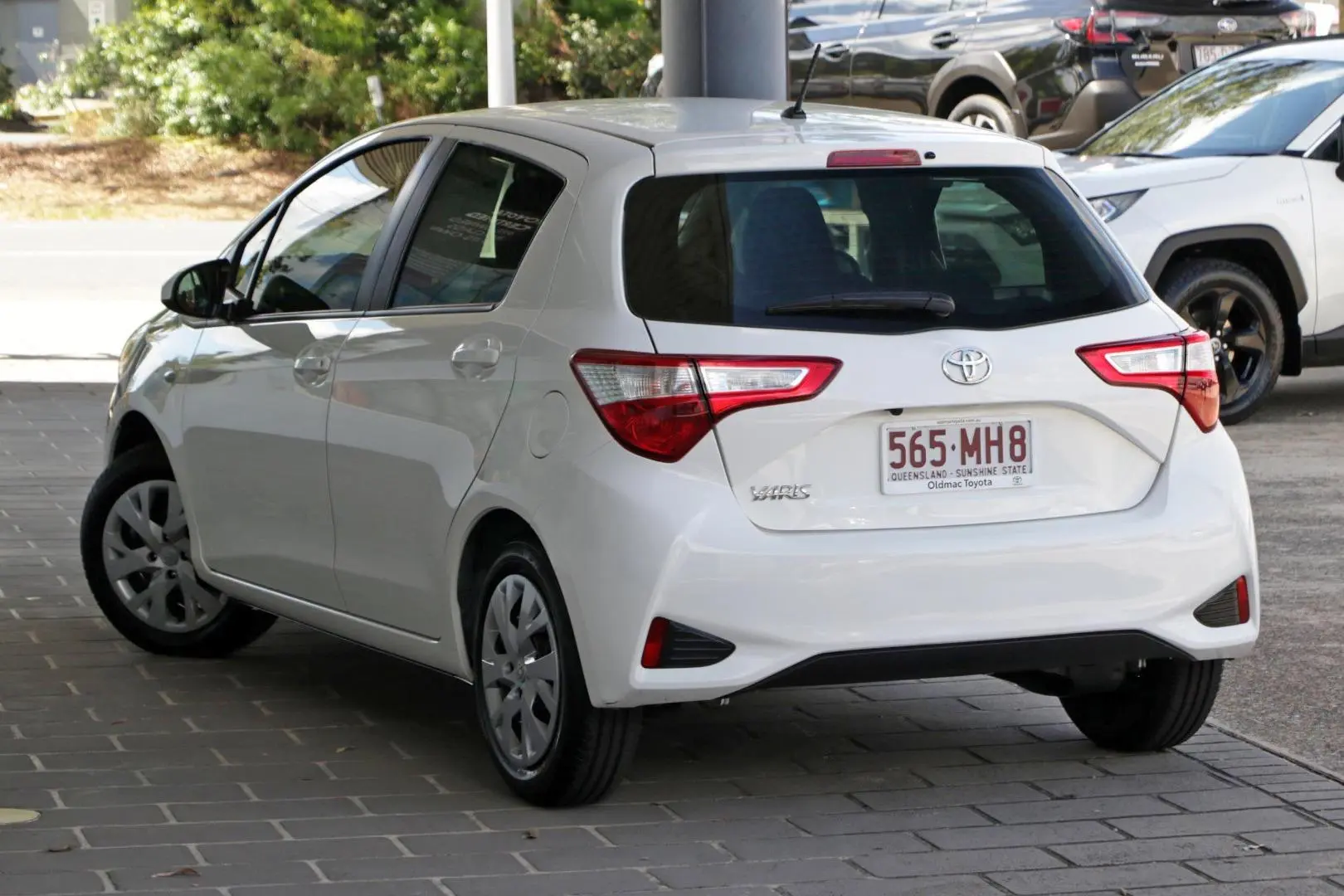 2019 Toyota Yaris Gallery Image 4