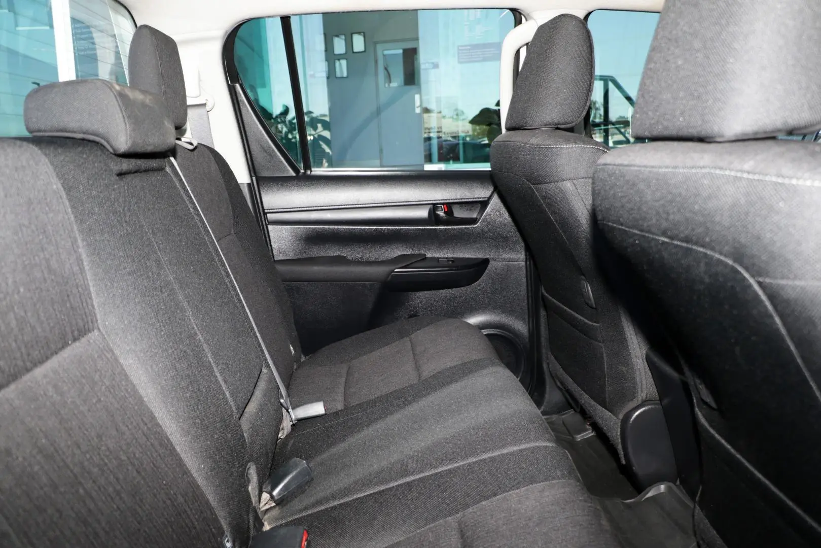 2018 Toyota Hilux Gallery Image 10