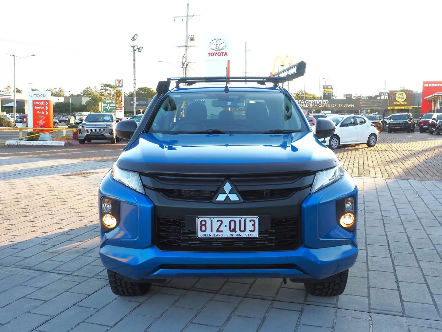 2022 Mitsubishi Triton Gallery Image 12