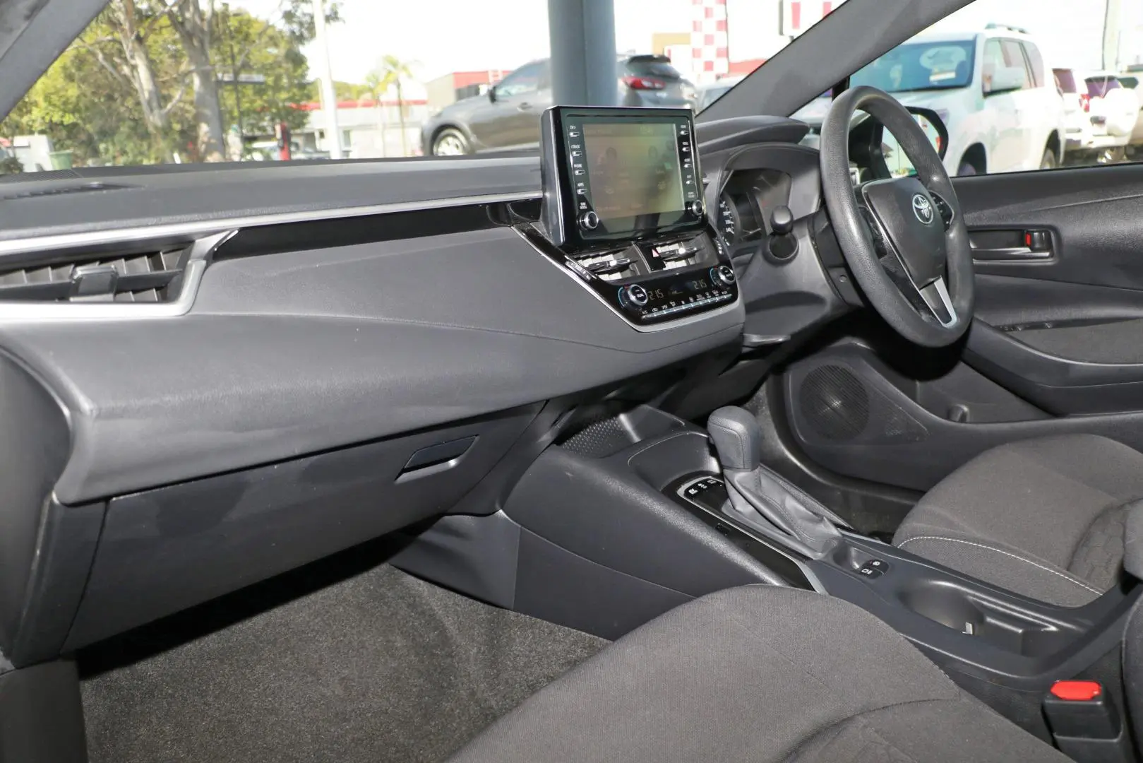 2020 Toyota Corolla Gallery Image 7