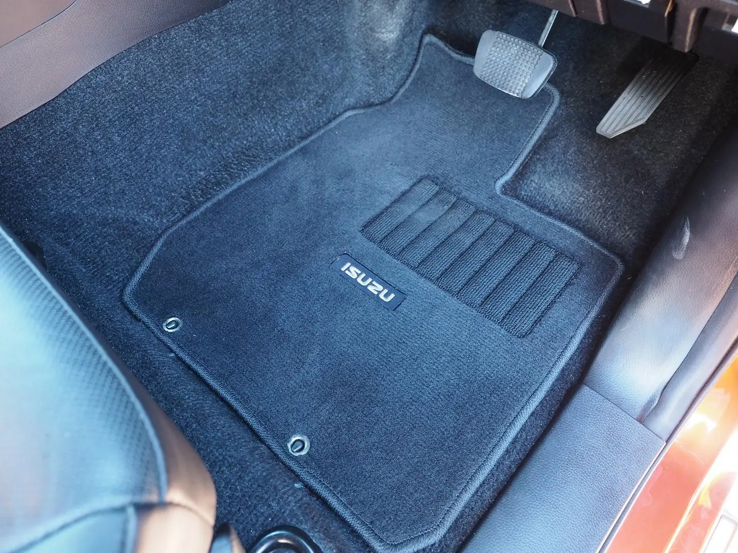 2022 Isuzu D-MAX Gallery Image 23