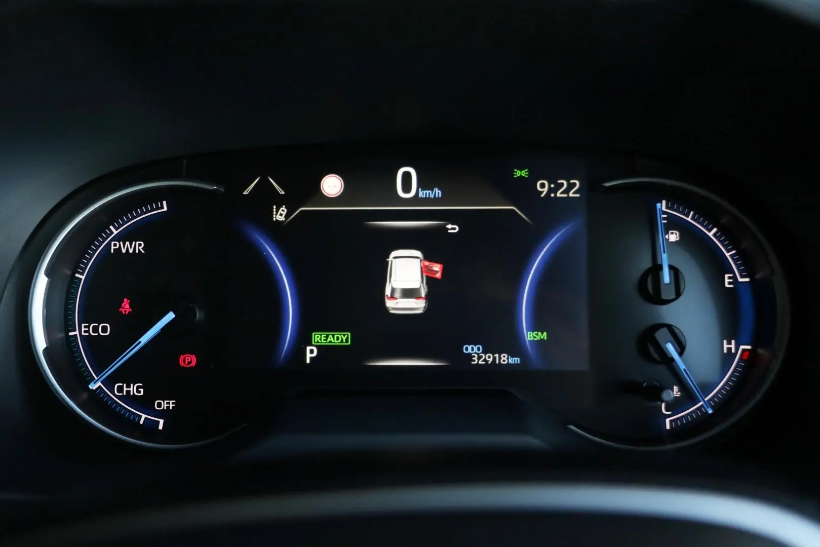 2025 Toyota RAV4 Gallery Image 13