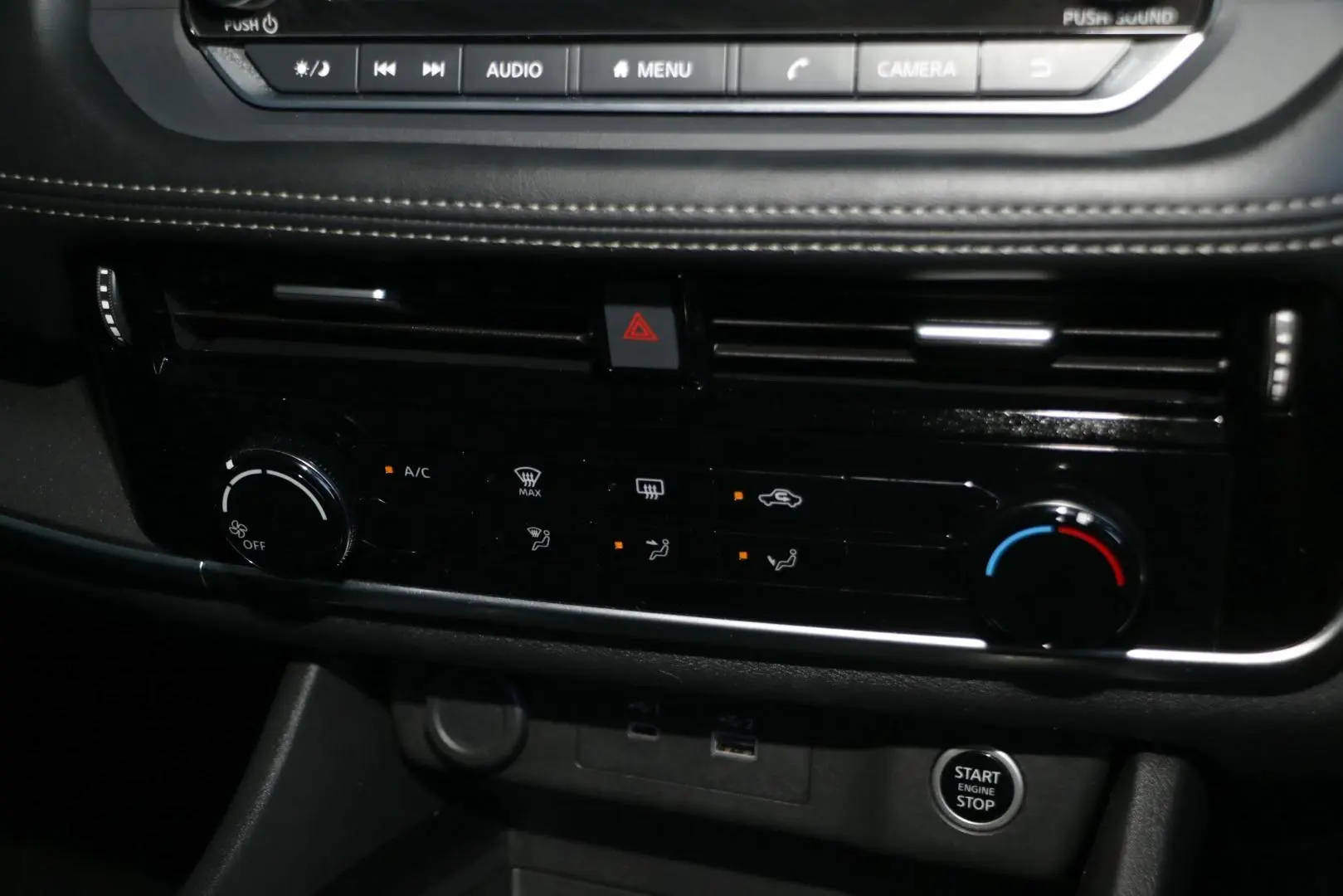 2023 Nissan X-TRAIL Gallery Image 16