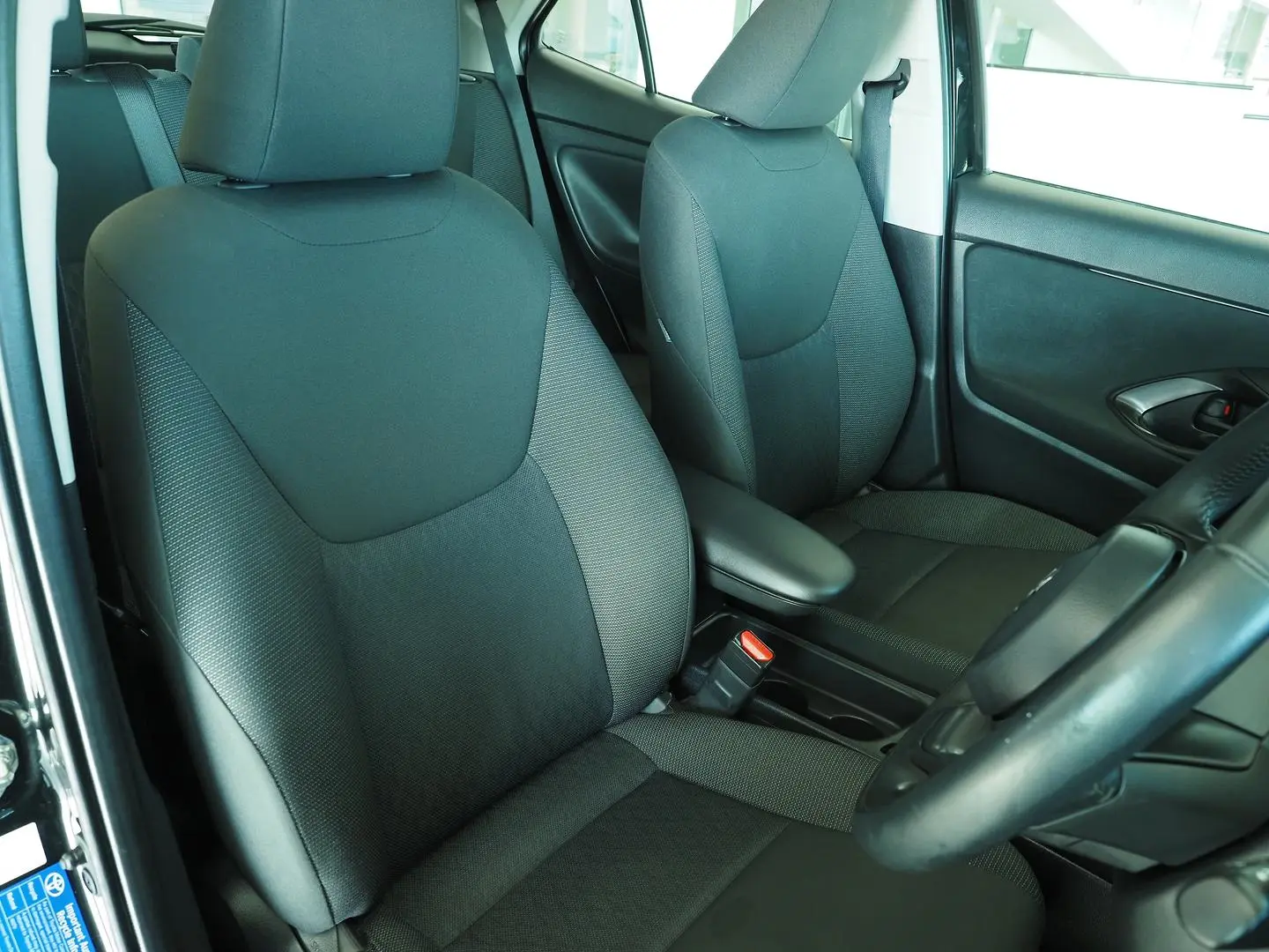 2024 Toyota Yaris Cross Gallery Image 24