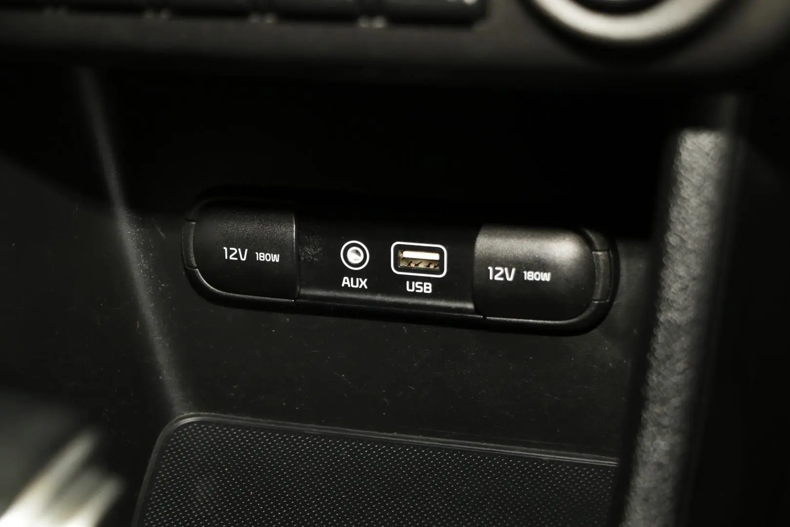 2016 Kia Sportage Gallery Image 18