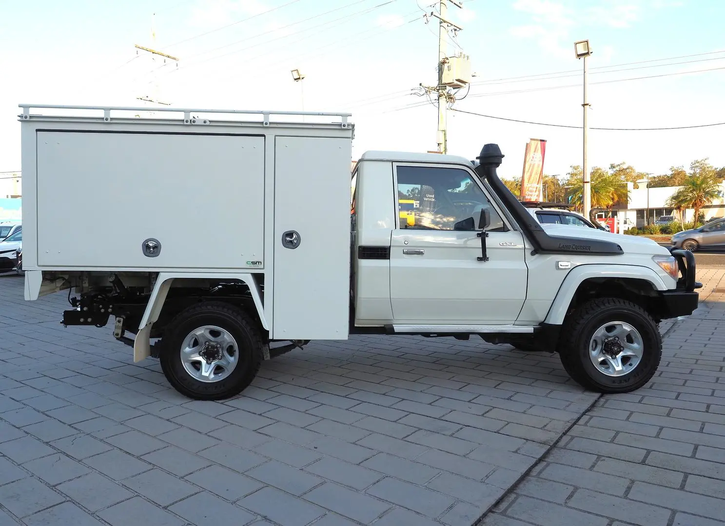 2019 Toyota Landcruiser Gallery Image 8