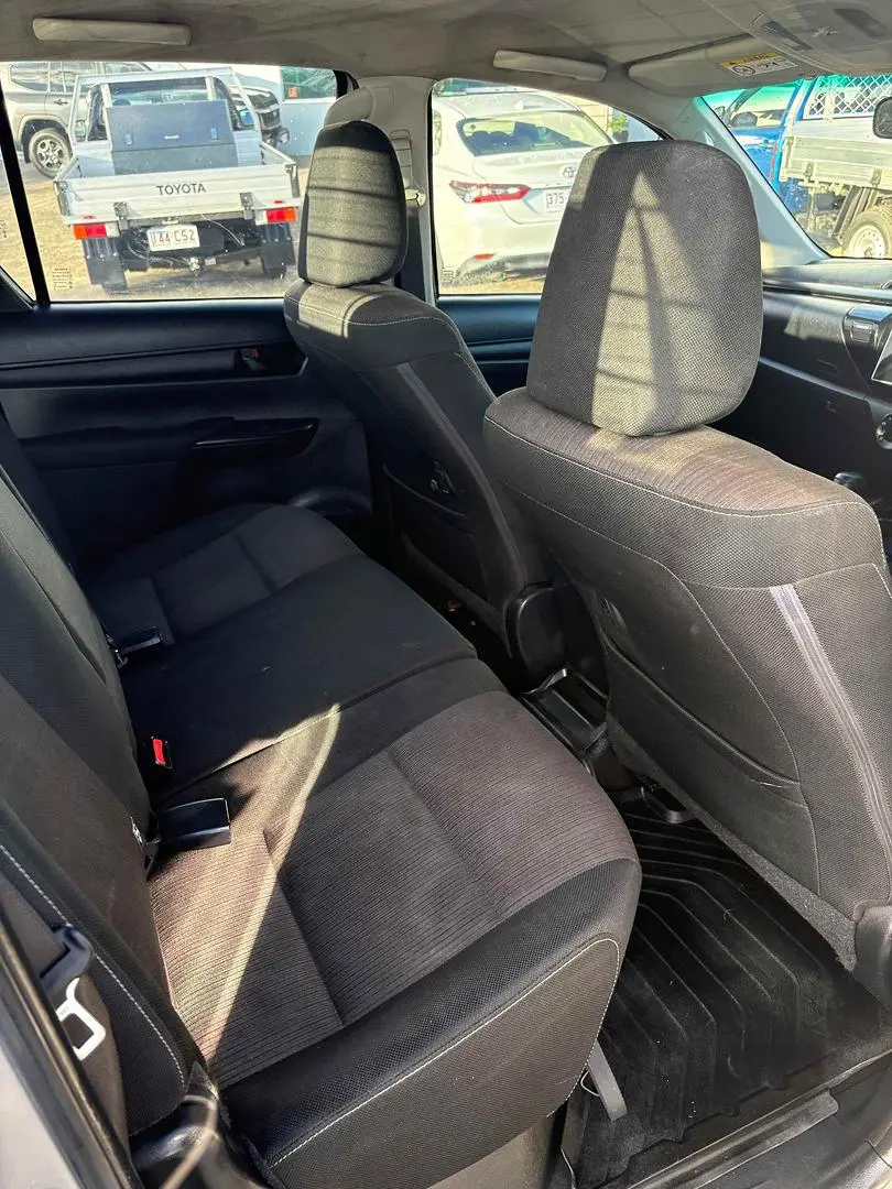 2018 Toyota Hilux Gallery Image 6