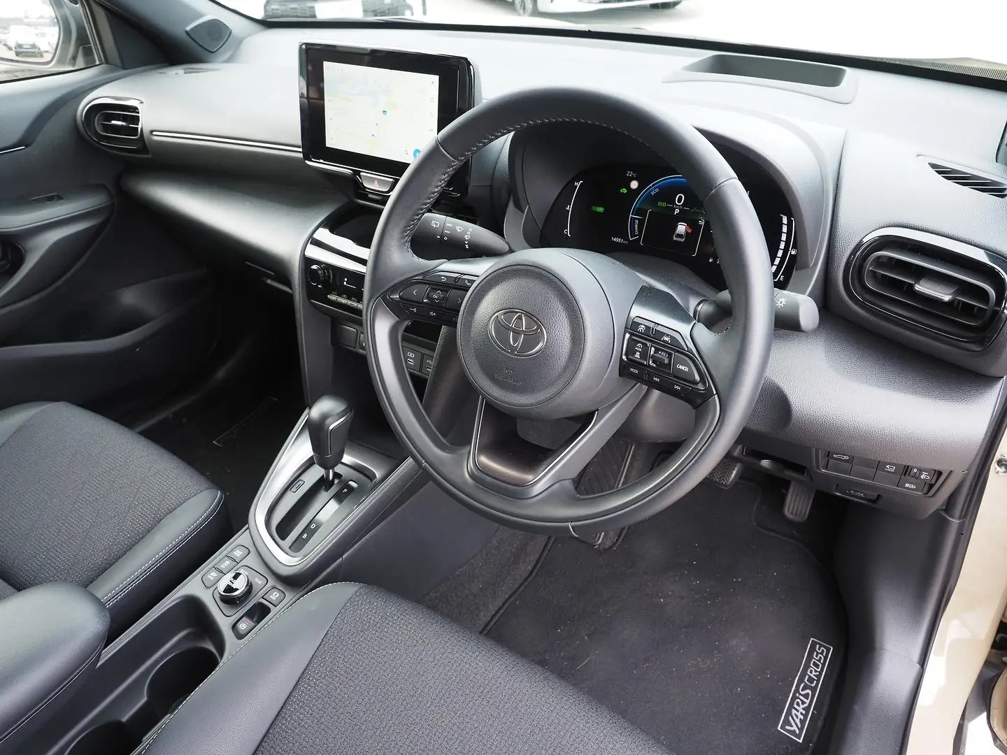 2024 Toyota Yaris Cross Gallery Image 4
