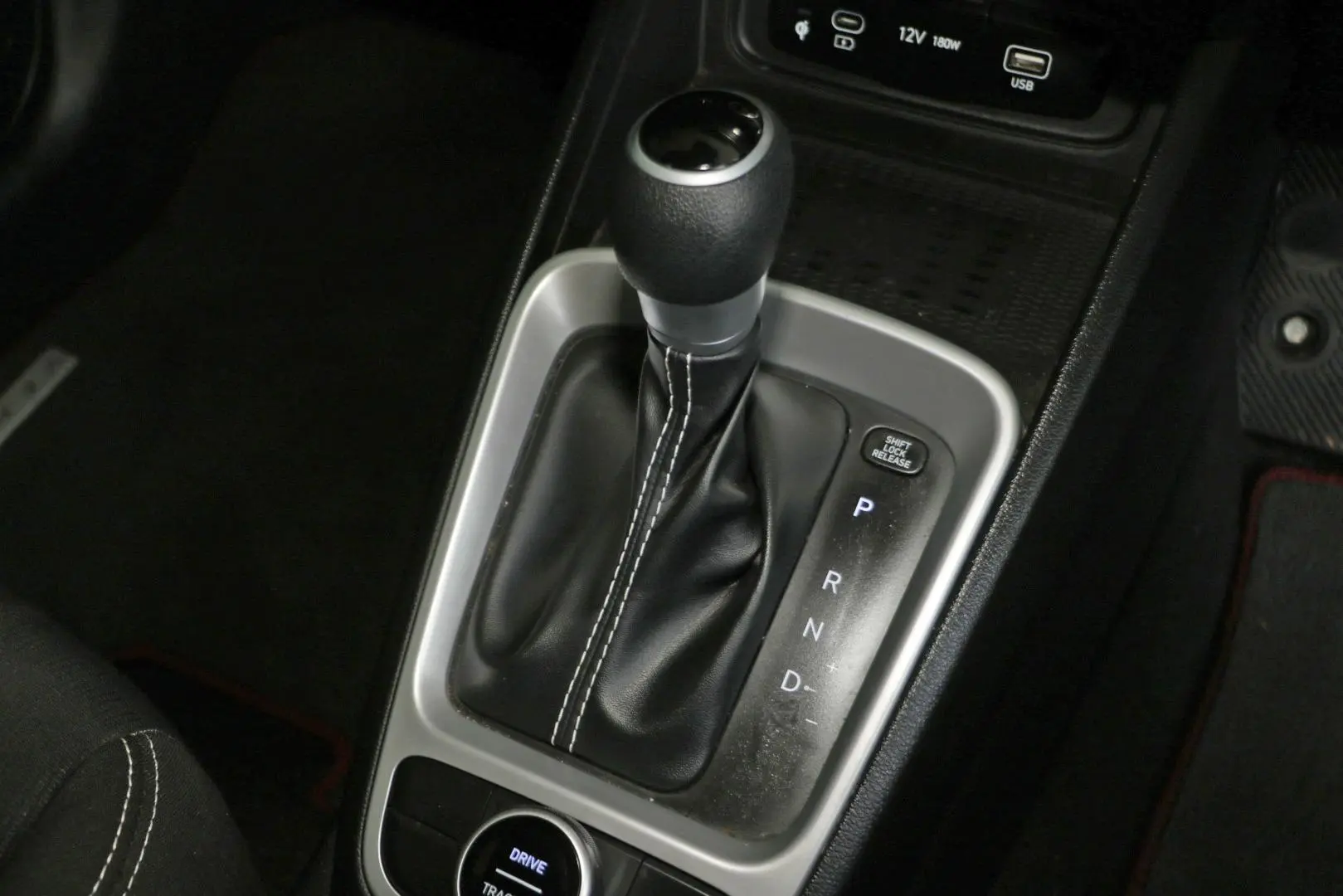 2023 Hyundai Venue Gallery Image 12