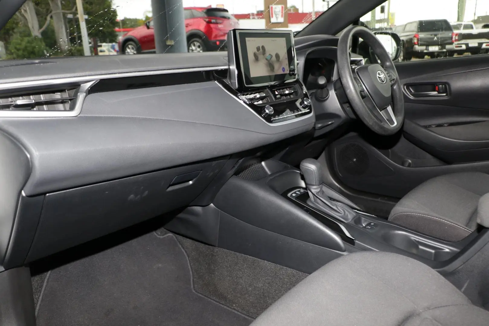 2025 Toyota Corolla Gallery Image 8