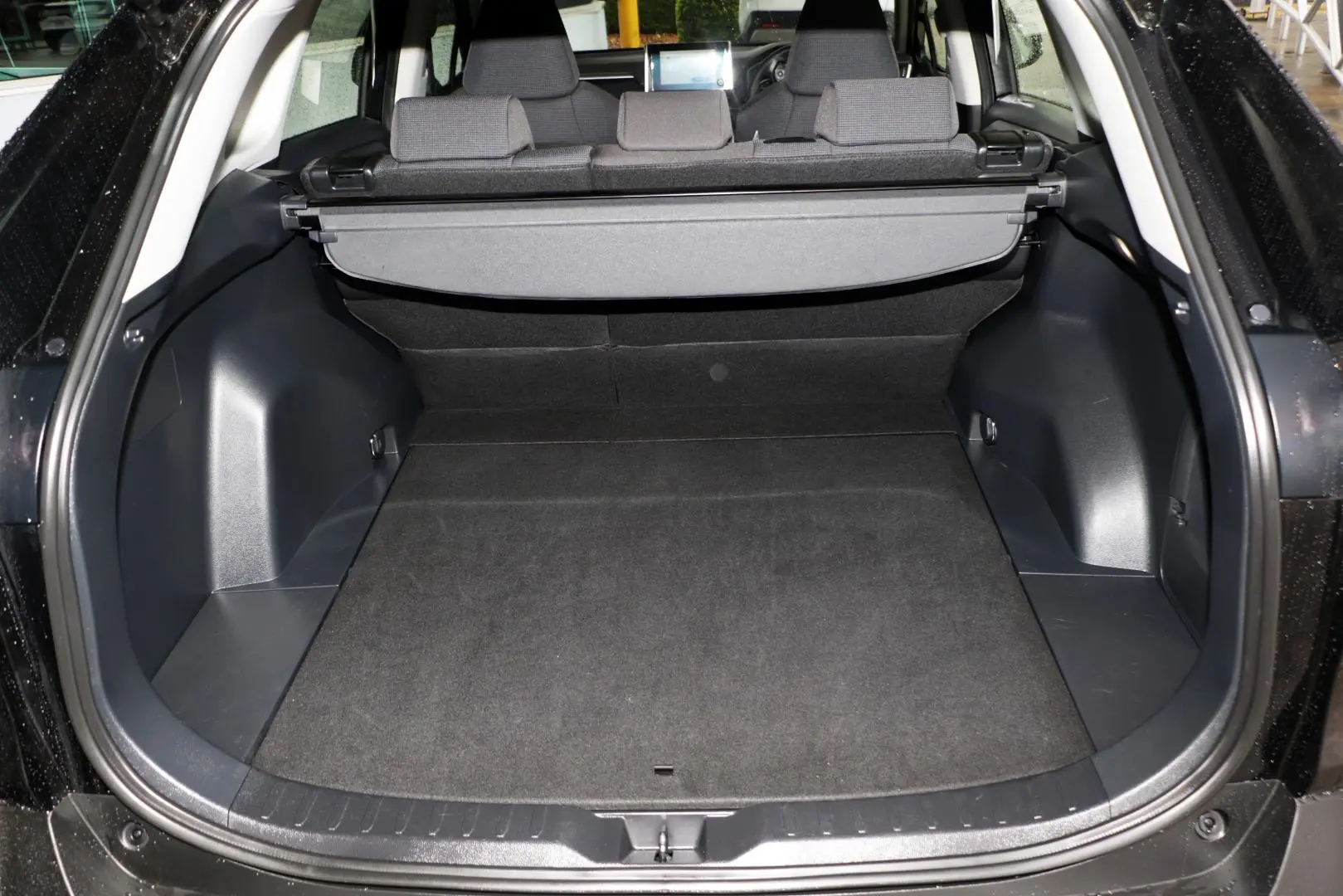 2024 Toyota RAV4 Gallery Image 23