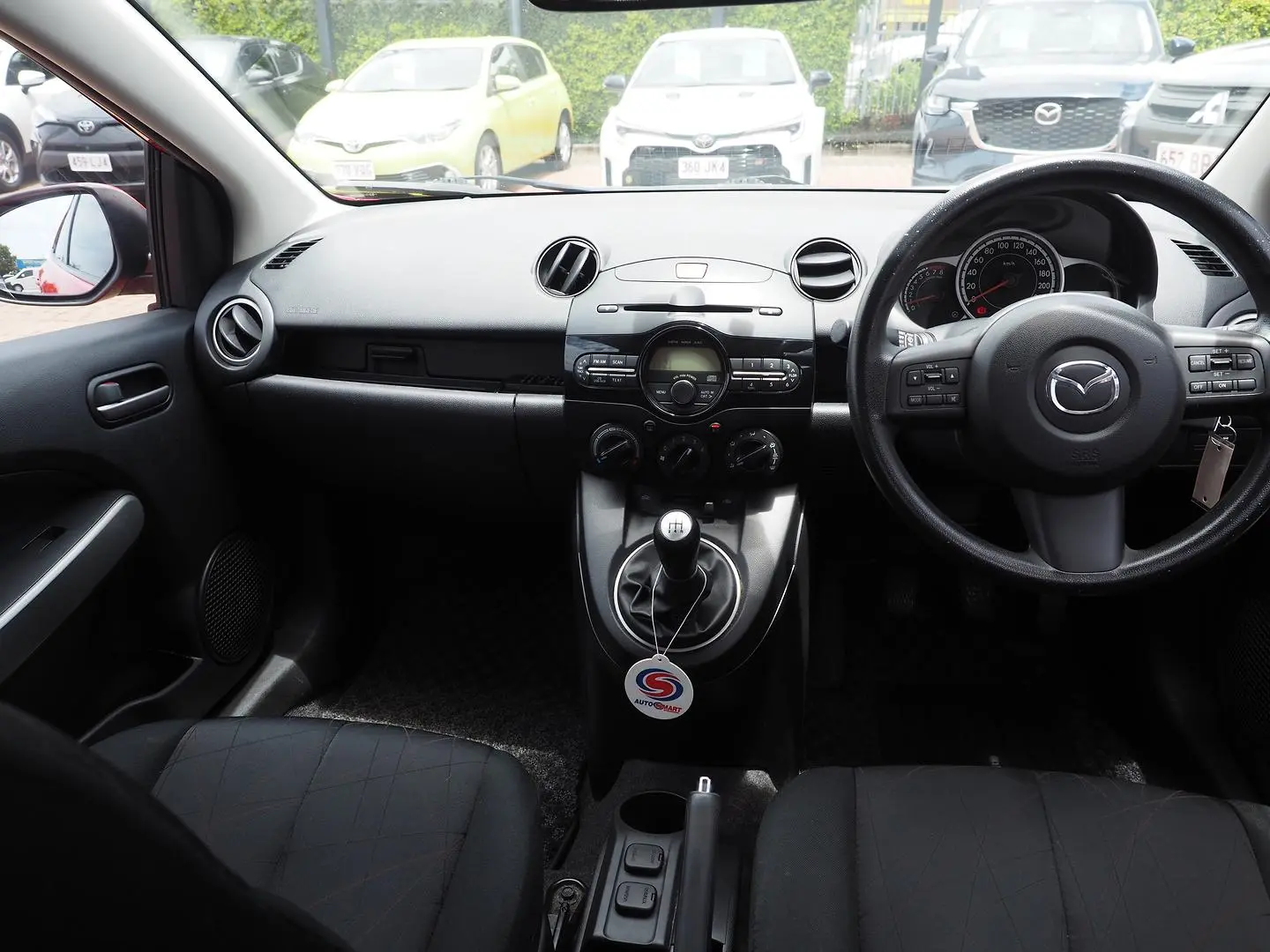 2013 Mazda 2 Gallery Image 16