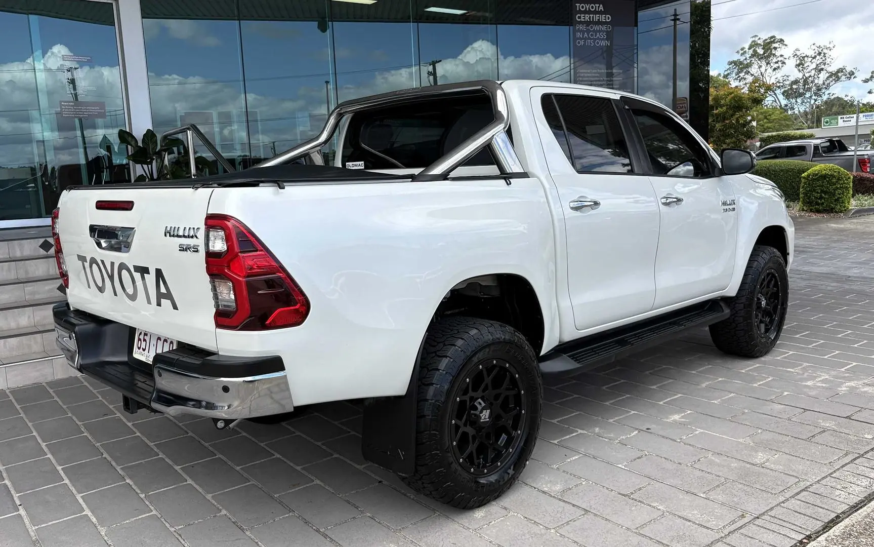 2021 Toyota Hilux Gallery Image 3