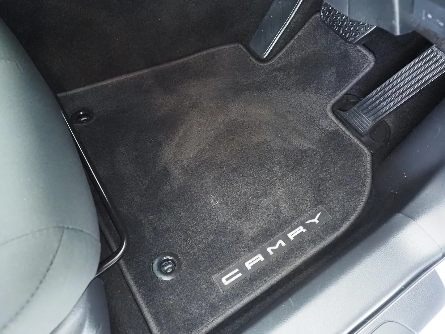 2023 Toyota Camry Gallery Image 17