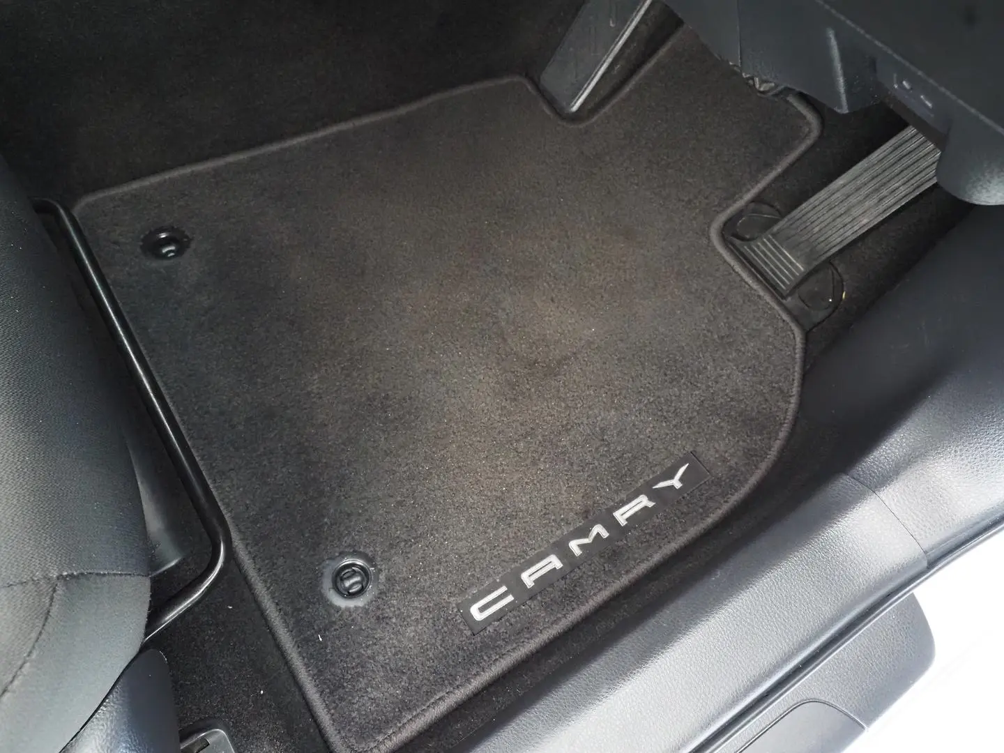 2024 Toyota Camry Gallery Image 17
