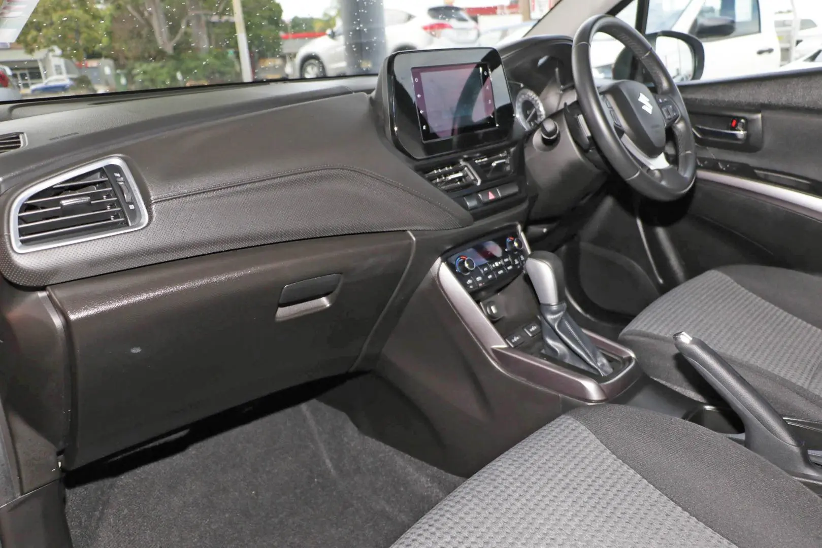2023 Suzuki S-Cross Gallery Image 7