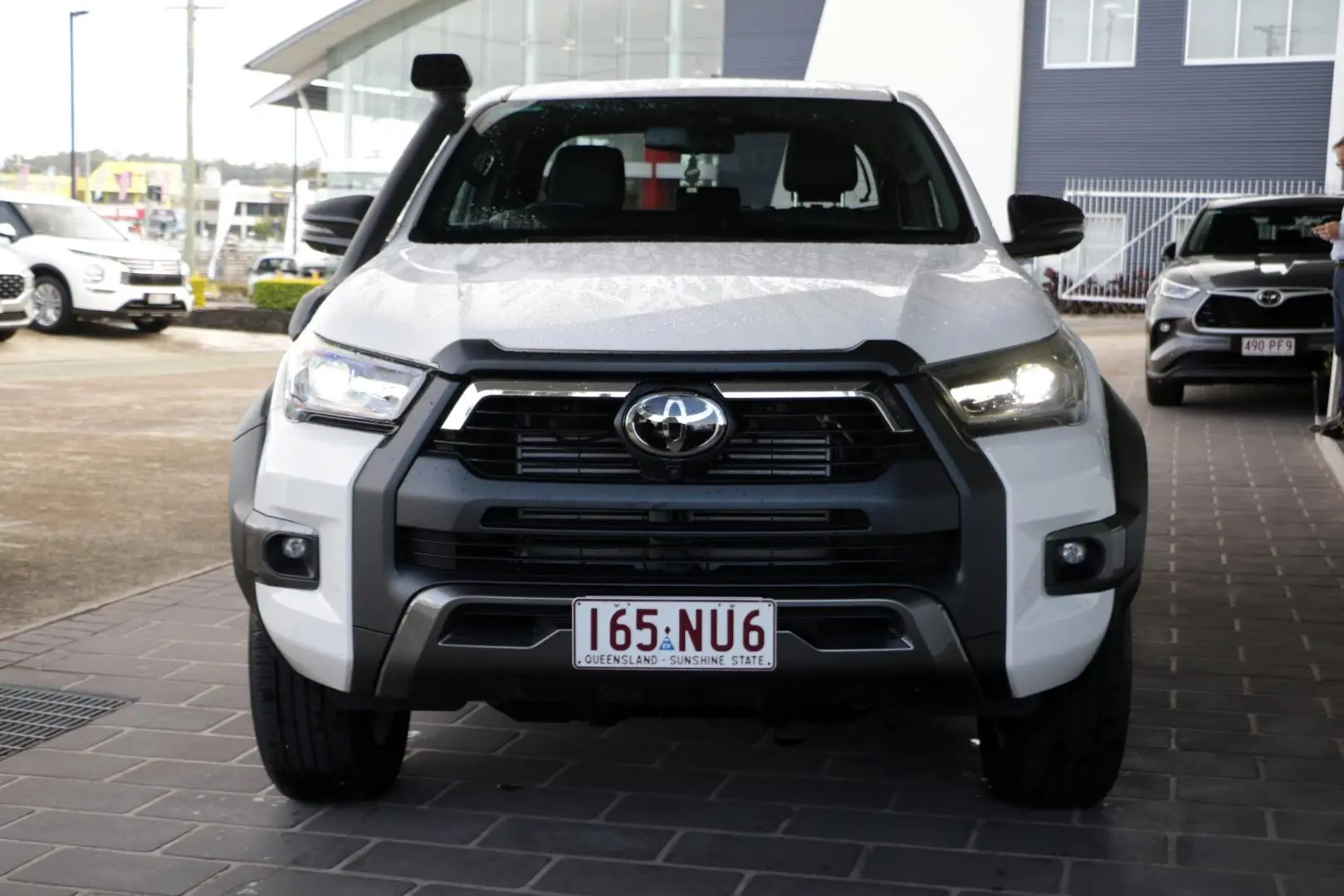 2025 Toyota Hilux Gallery Image 3