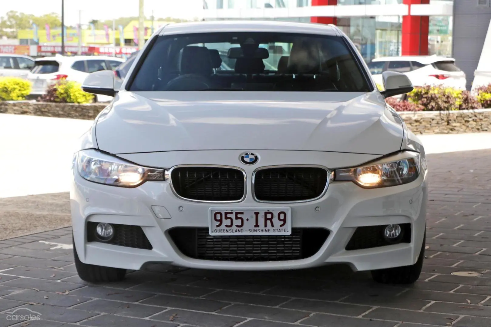 2014 BMW 3 Series Image 3