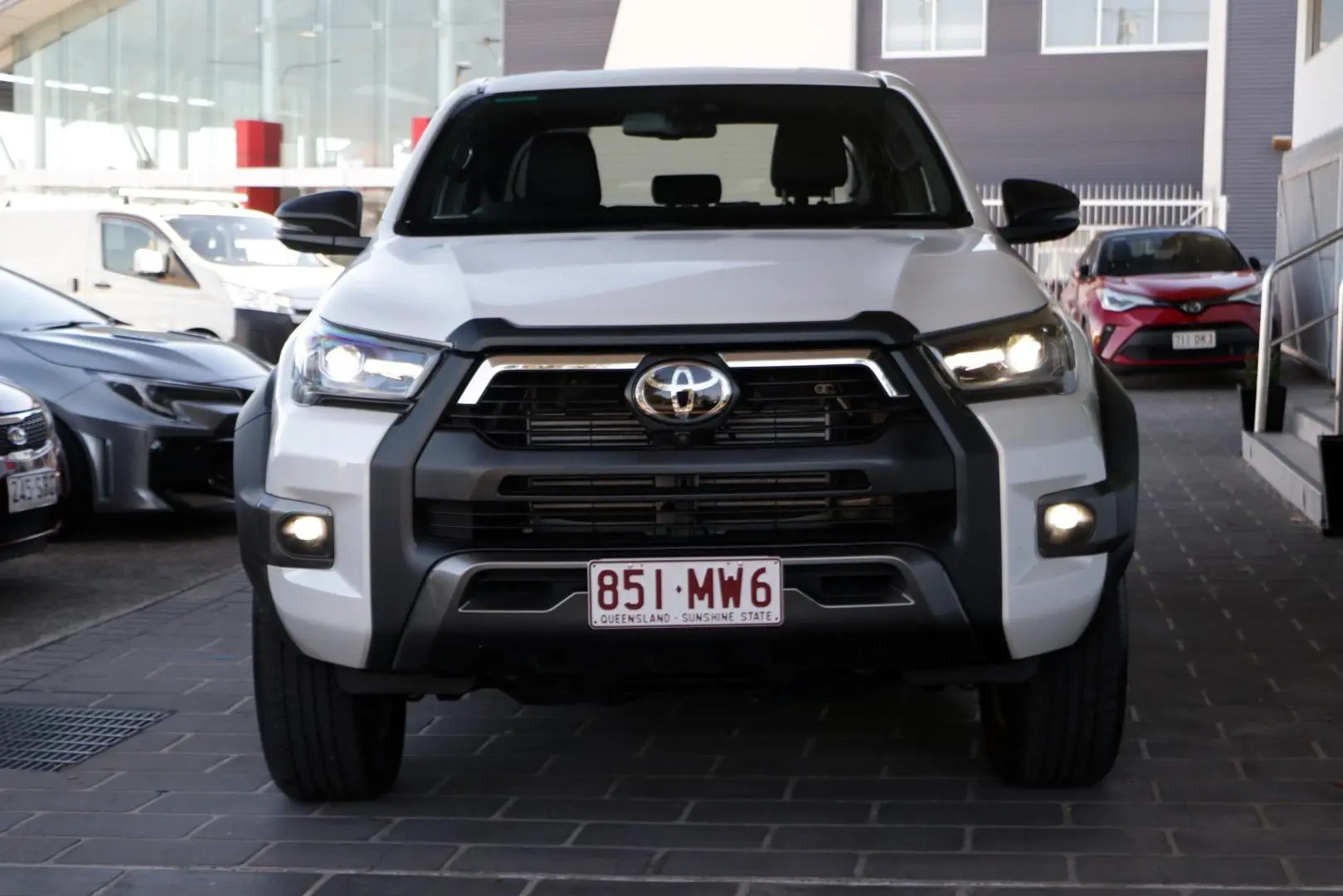 2025 Toyota Hilux Gallery Image 4