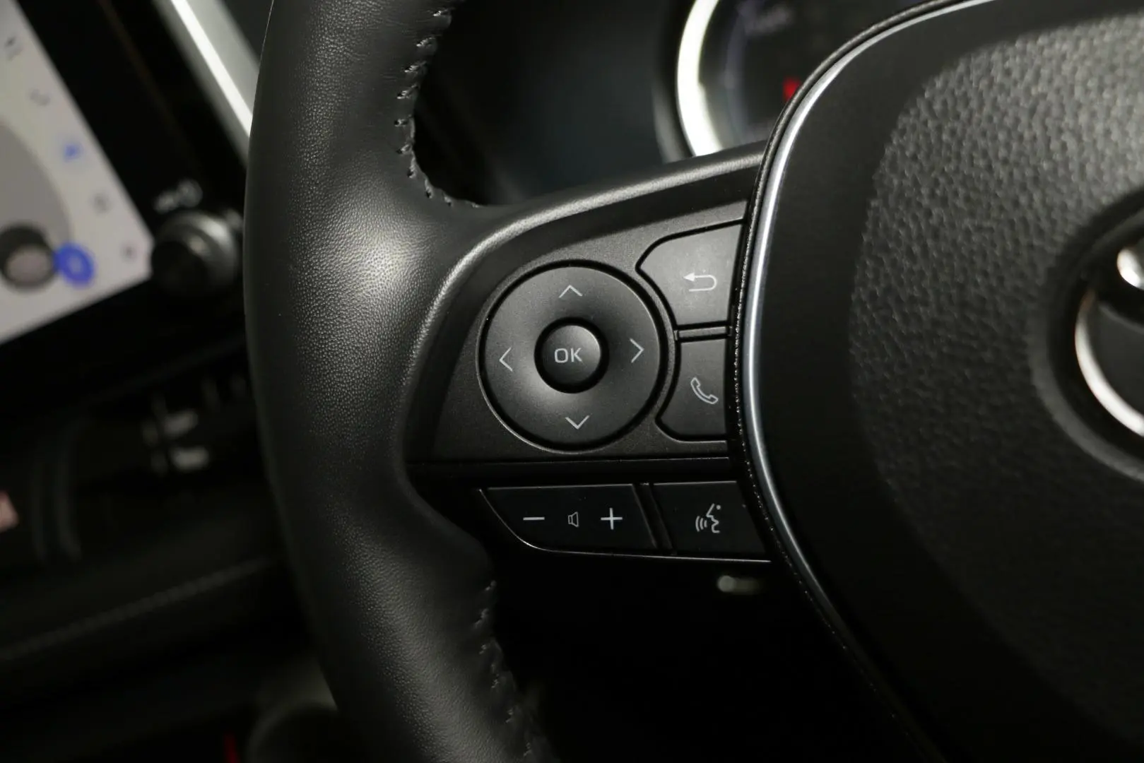 2023 Toyota RAV4 Gallery Image 16