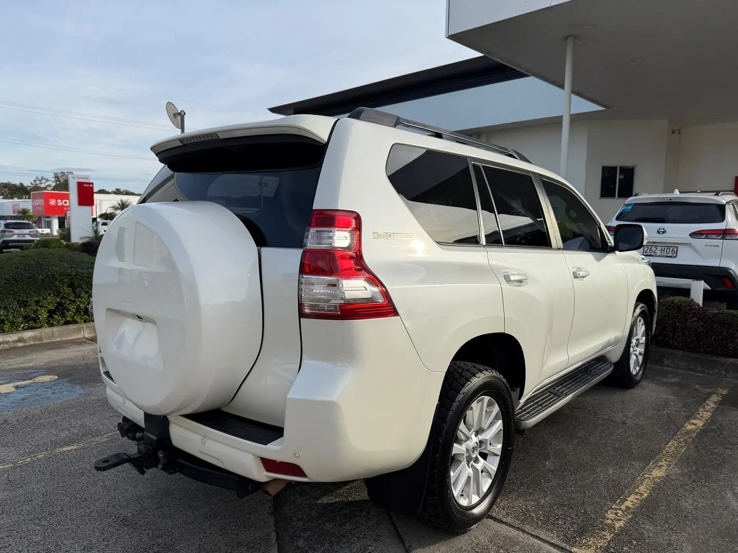 2015 Toyota Landcruiser Prado Gallery Image 4