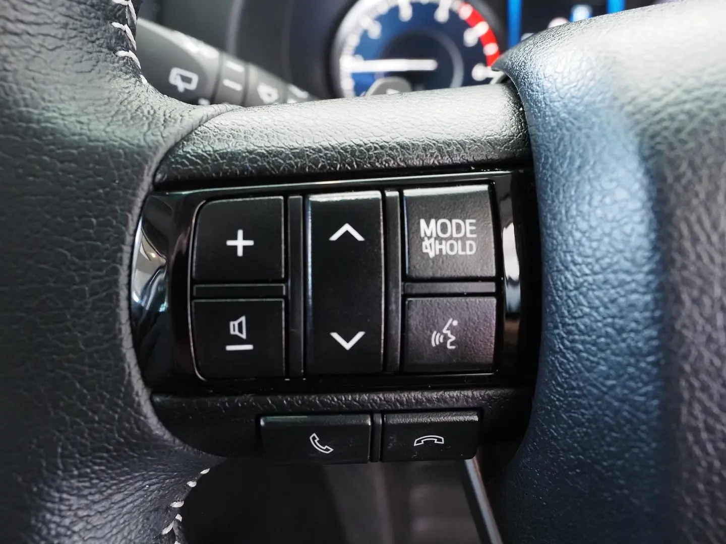 2022 Toyota Fortuner Gallery Image 31