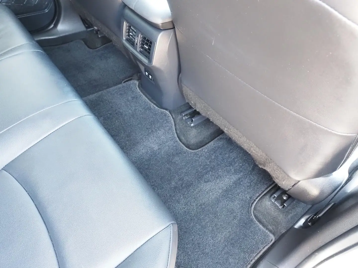 2021 Toyota RAV4 Gallery Image 14