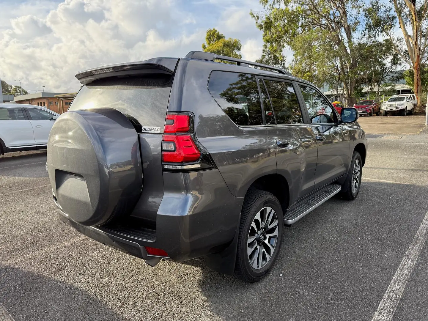 2023 Toyota Landcruiser Prado Image 6