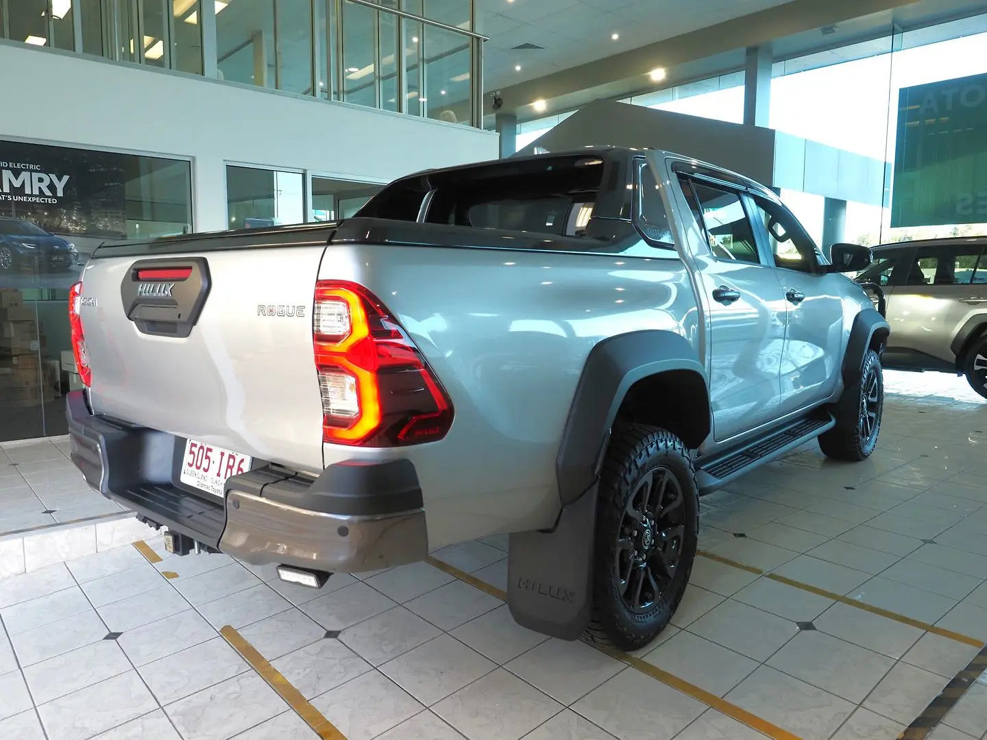2023 Toyota Hilux Gallery Image 7