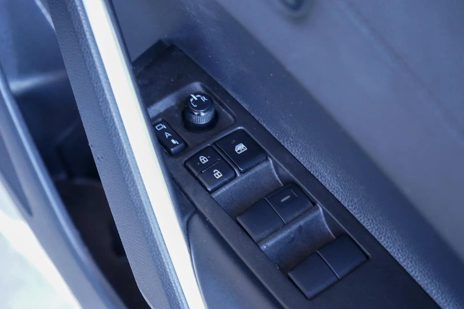 2022 Toyota Corolla Cross Gallery Image 11