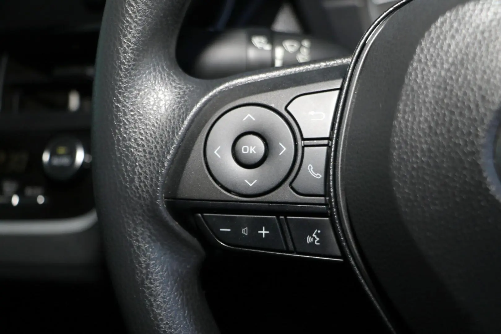 2023 Toyota Corolla Gallery Image 15