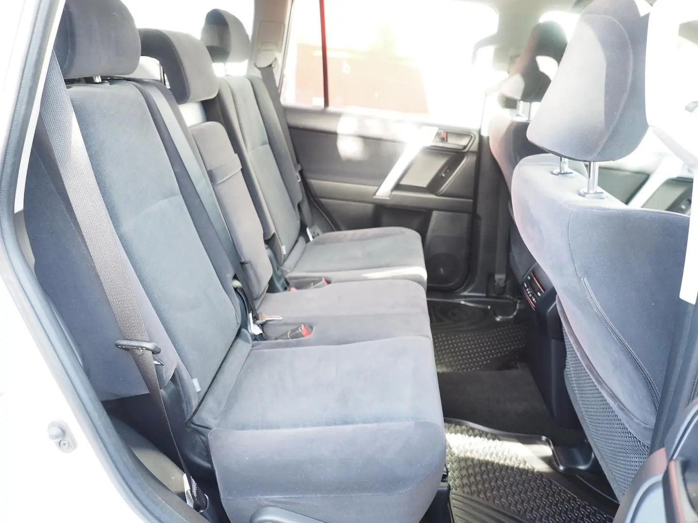 2023 Toyota Landcruiser Prado Gallery Image 7