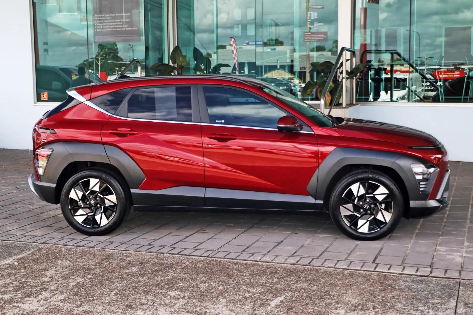 2023 Hyundai Kona Gallery Image 5