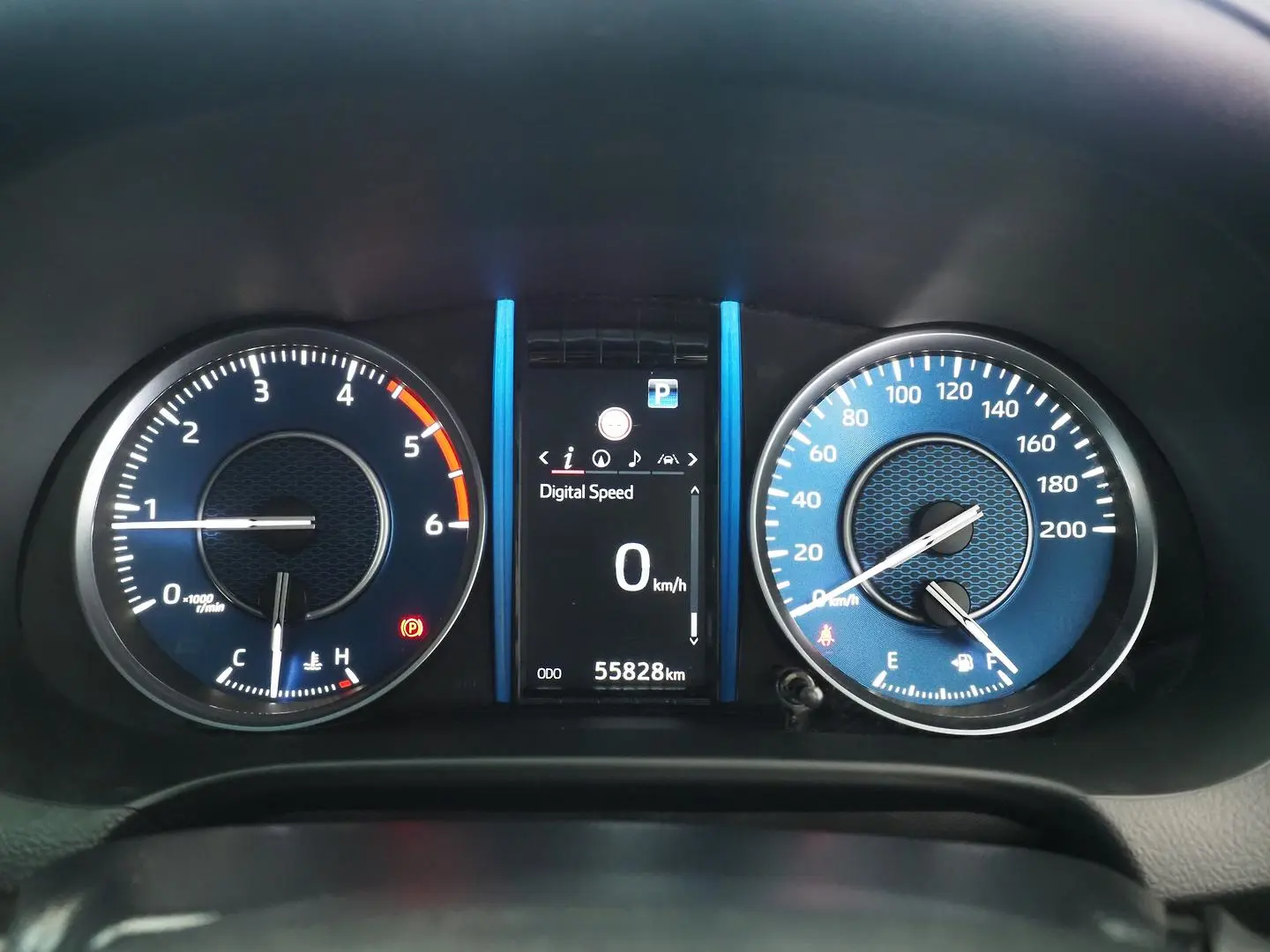 2022 Toyota Fortuner Gallery Image 33