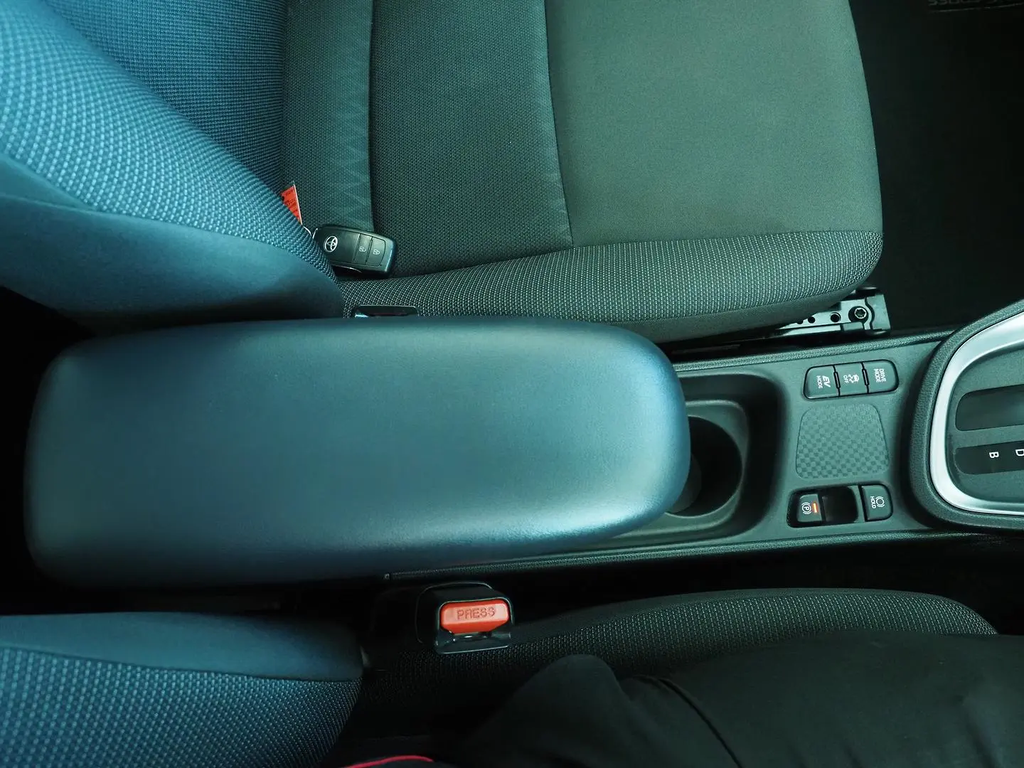 2024 Toyota Yaris Cross Gallery Image 26