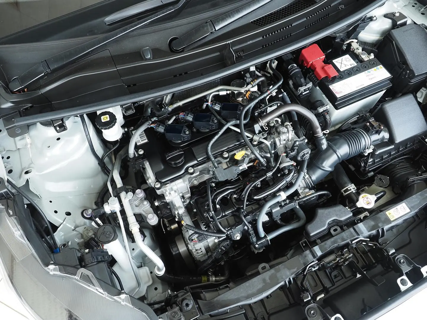 2023 Toyota Yaris Gallery Image 5