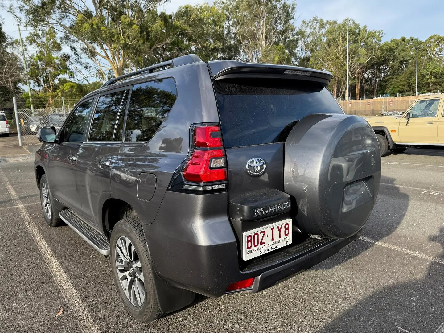 2023 Toyota Landcruiser Prado Image 5