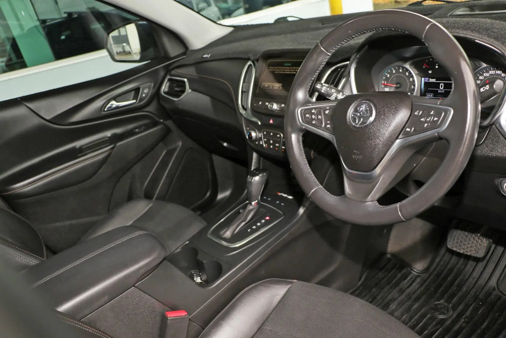 2018 Holden Equinox Gallery Image 6