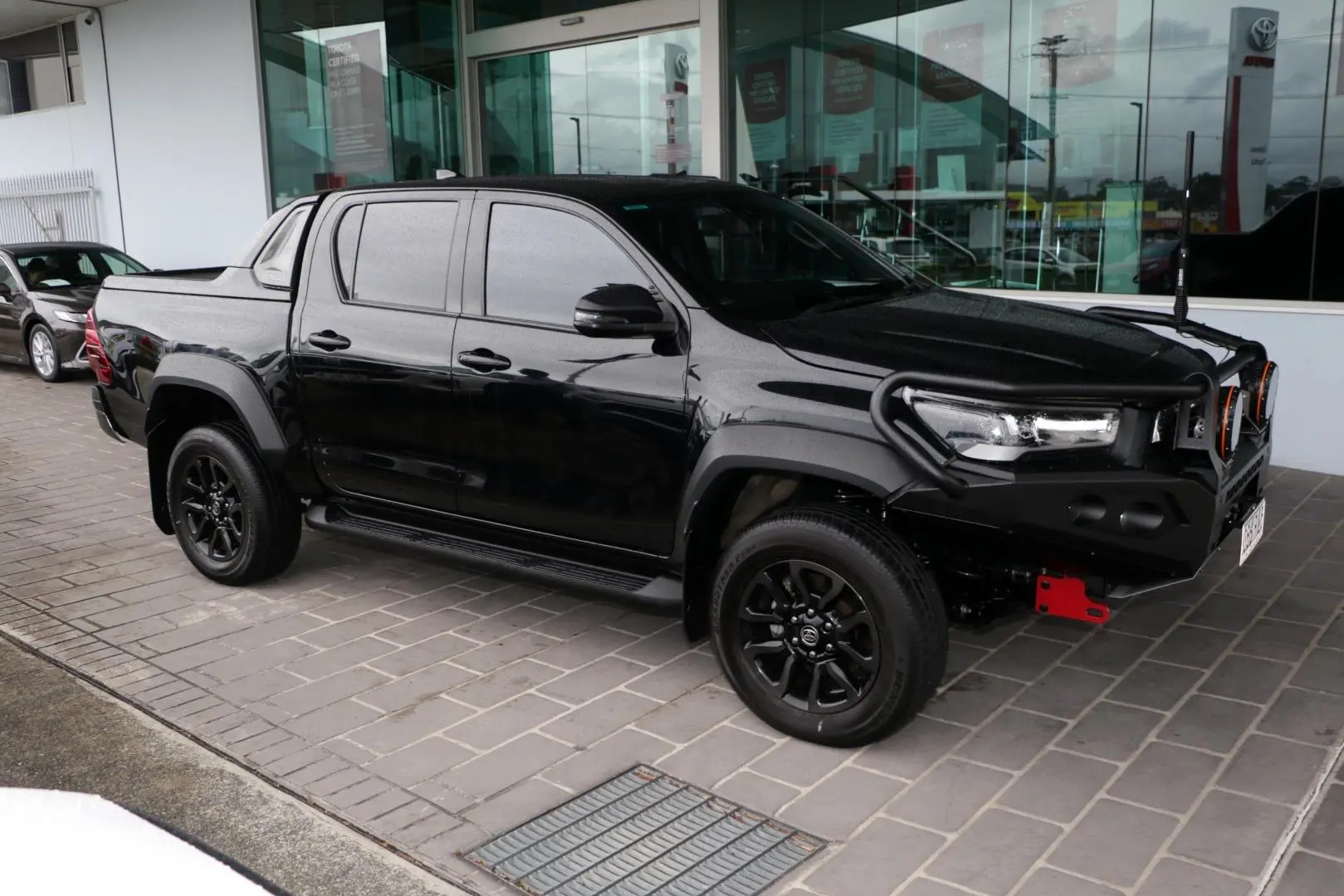 2024 Toyota Hilux Gallery Image 5