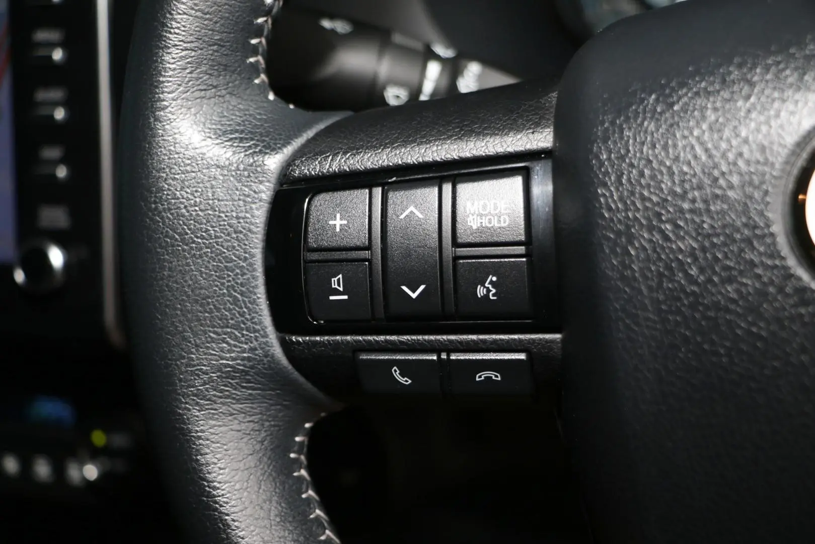 2024 Toyota Hilux Gallery Image 17