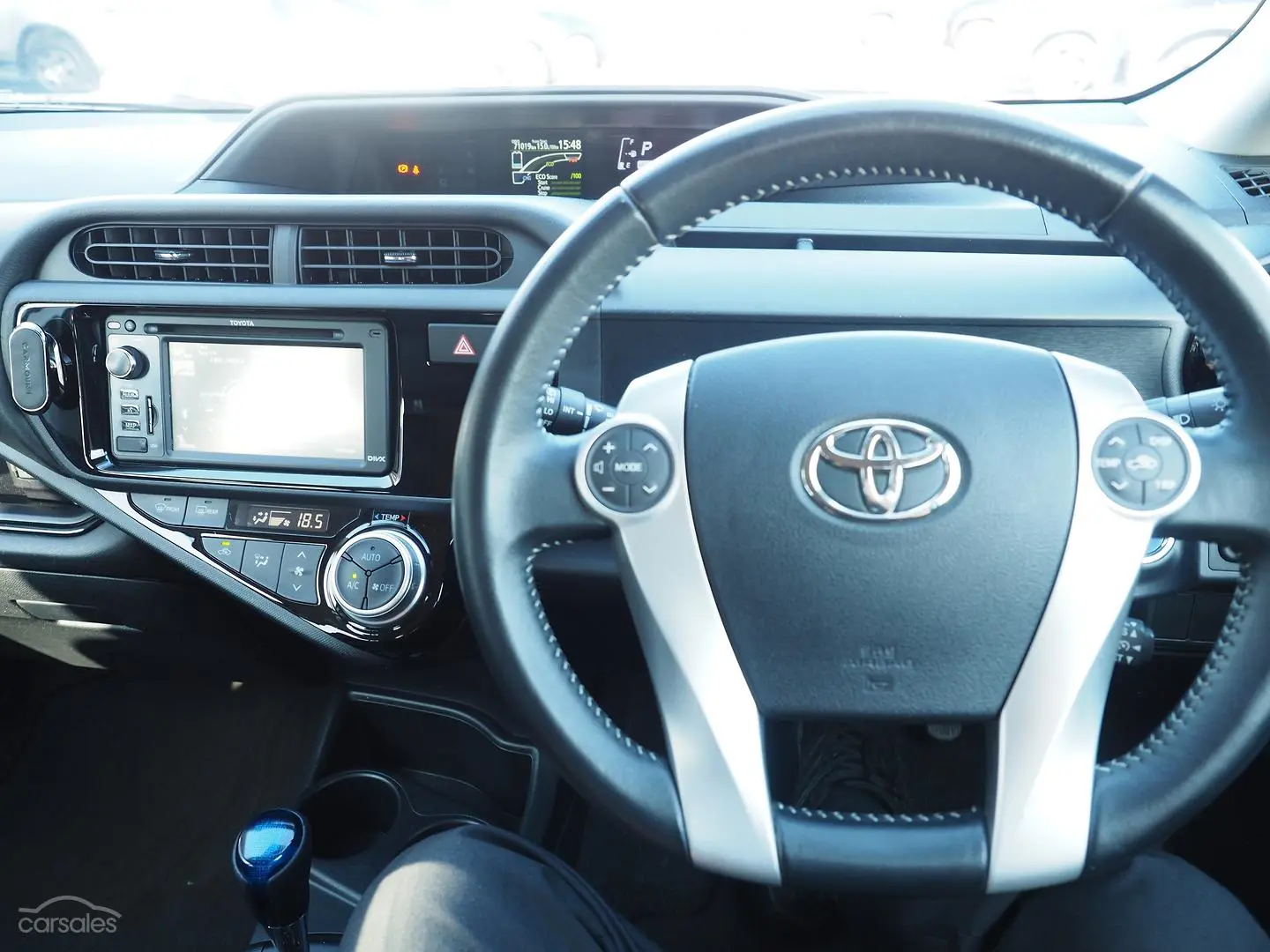 2016 Toyota Prius C Image 8